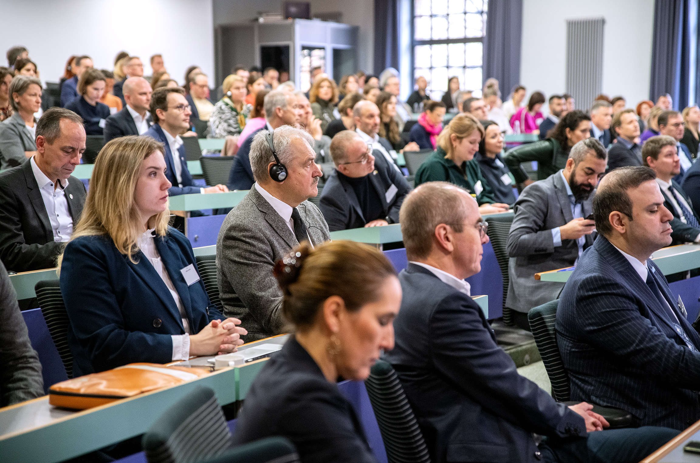 Akteursgruppen-übergreifender Austausch in Workshops und auf Panels