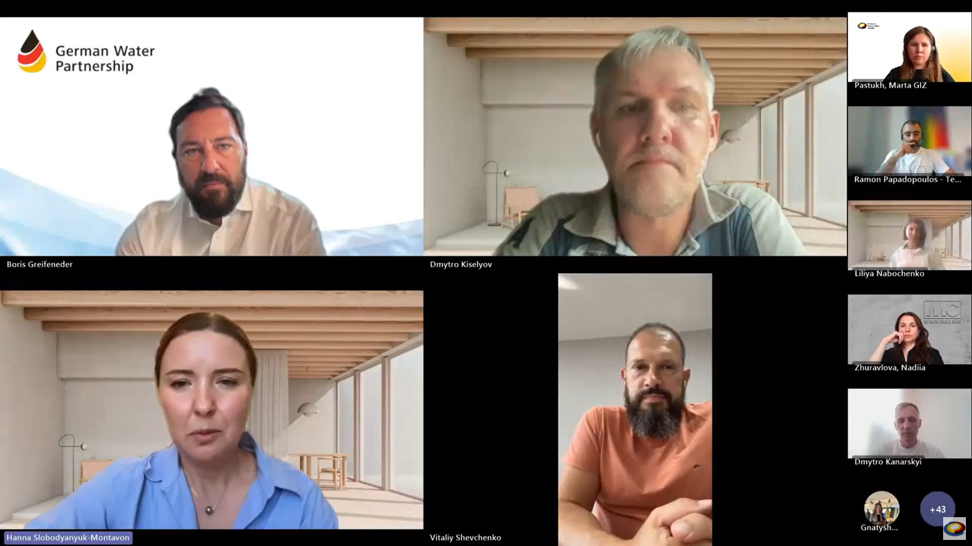 Boris Greifeneder, Dmytro Kiselyov und Vitali Shevchenko tauschen sich aus