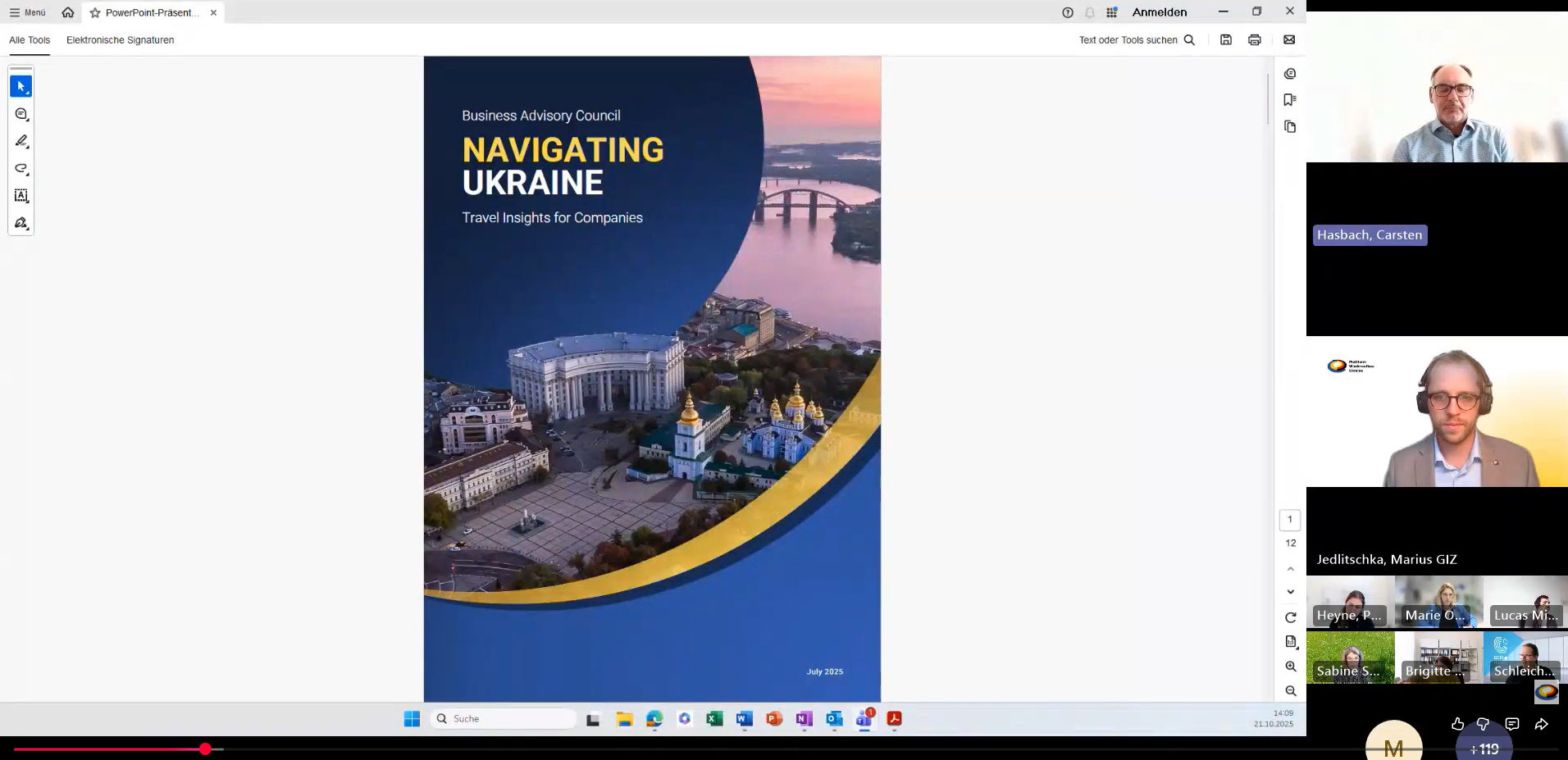 Standbild eines Videocalls mit einem Dokument